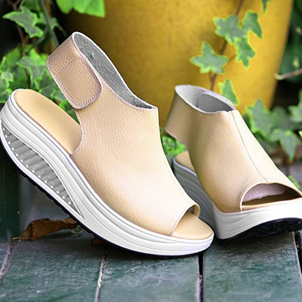 Shake Comfort Peep Toe Walking Wedge